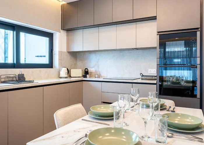 Itero 2-Br Luxury Apartment By Makenzy Beach 아파트