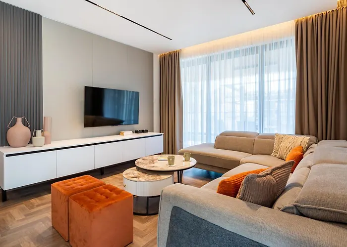 Itero 2-br Luxury By Makenzy *